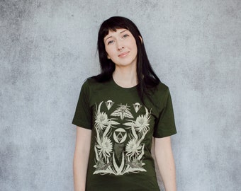 Time and All Her Wisdom Deep Olive Screen Printed Unisex Tee