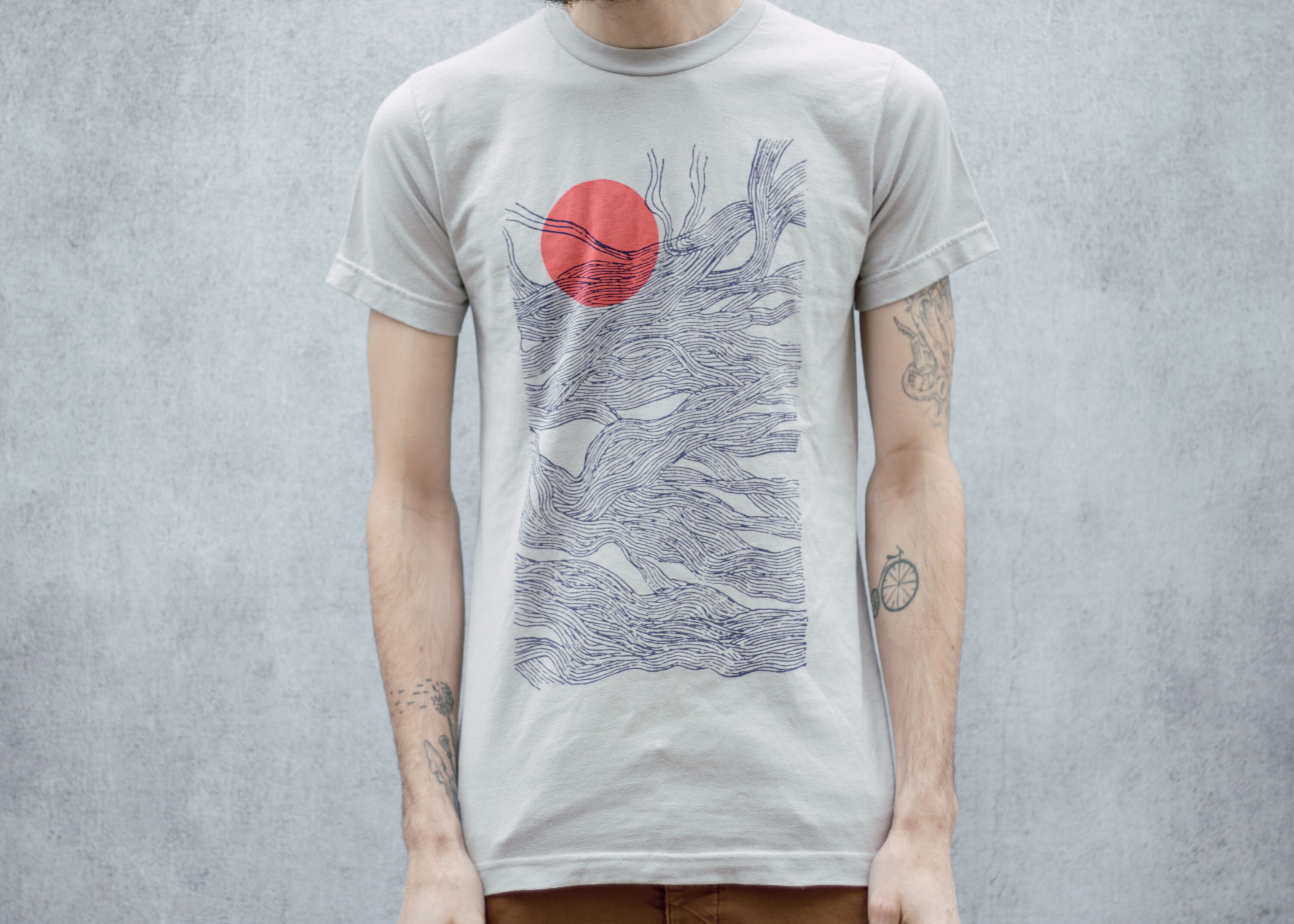 Sun and Waves Abstract Screen Printed Grey T shirt Etsy