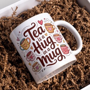 Te är en kram i en mugg sublimeringsdesign, 11oz och 15oz muggomslag, kaffeälskare present, söt muggdesign, digital nedladdning PNG