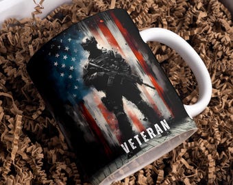 Diseño PNG para envoltorio de taza de 11 oz o 15 oz con temática militar y diseño patriótico para sublimación de tazas de café