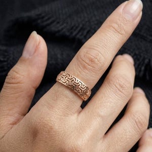 Geometric Pattern Band Ring, Rose Gold Minimalist Ring, Modern Stackable Ring, Engraved Band Ring, Everyday Jewelry, Gift for Her