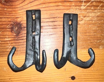 Hand Forged Horseshoe Wall Hooks – Blacksmith Made Double Coat Hooks (Pair)