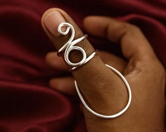 Anillos de férula únicos de plata y oro: soporte ajustable para dedos artríticos, joyería minimalista, regalo bohemio artesanal para ella o para él.