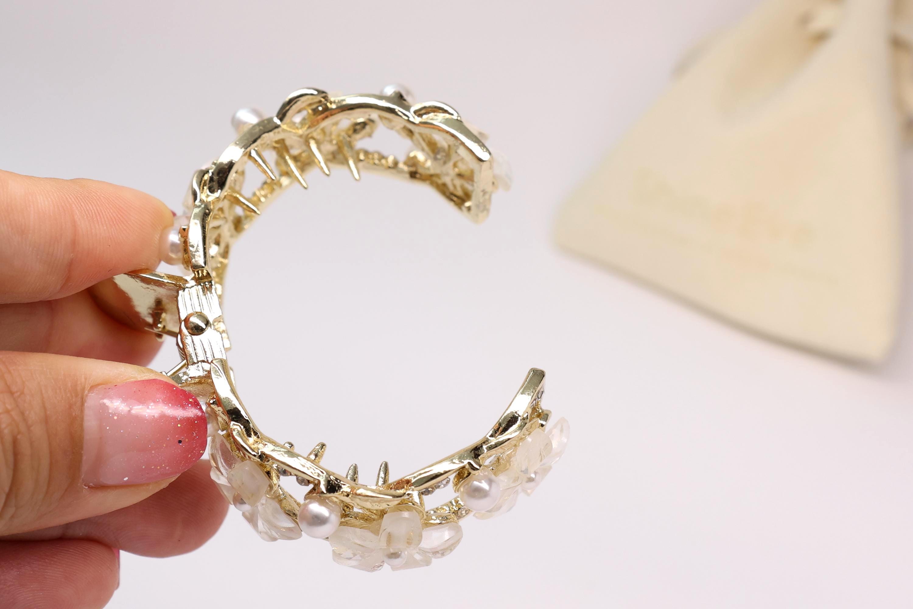 Vintage Adjustable Pearl Floral Gold Tone Hair Ponytail Cage Or Cuff MCM 1940 Hair Cuff, Ponytail Holder, Vintage Barrette, Molded  main image 2