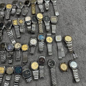 Vintage Lot Of 60 Pre Owned Used Junk Watches For Parts And Movements Japan image 8