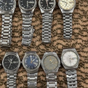 Vintage Lot Of 60 Pre Owned Used Junk Watches For Parts And Movements Japan image 6