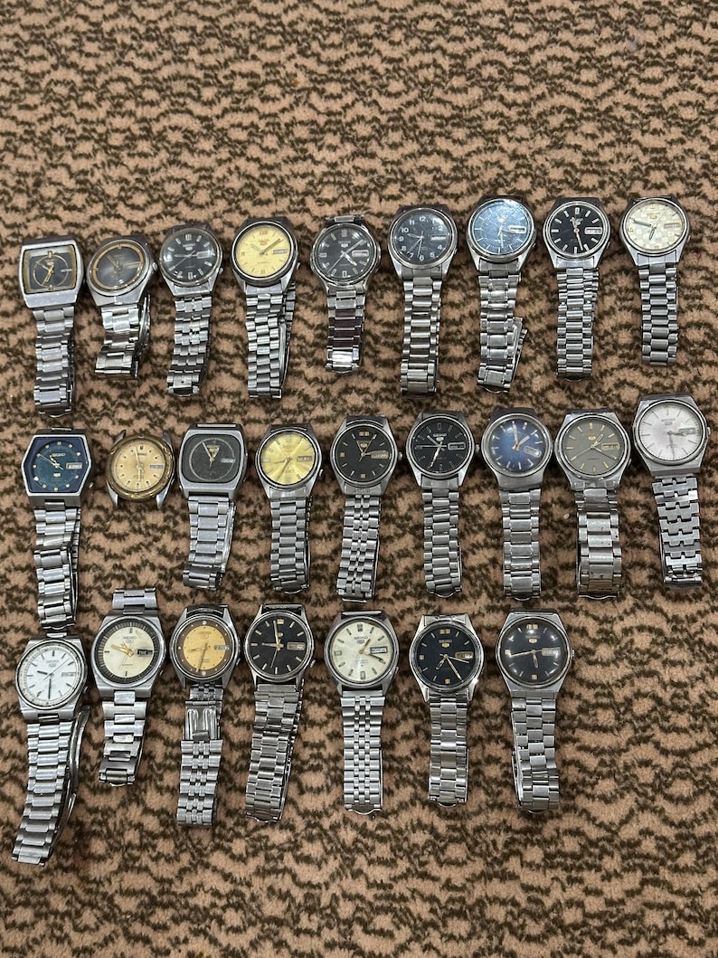 Vintage Lot Of 60 Pre Owned Used Junk Watches For Parts And Movements Japan image 7