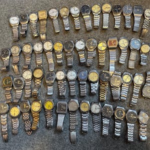 Vintage Lot Of 60 Pre Owned Used Junk Watches For Parts And Movements Japan image 2