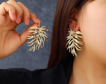 Gold Leaf Statement Earrings – Tropical Palm Leaf Dangle Earrings, Bold Nature Inspired Jewellery, Lightweight Gold or Silver Earrings
