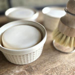 Solid Dish Soap Set: Ceramic Dish, Bamboo Brush, Eco-Friendly Kitchen