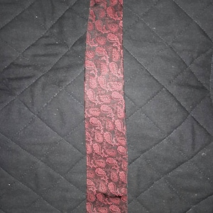 Necktie Vintage Metallic Skinny Tie Red & Black Mini Paisley Jacquard Menswear Find by AntiquesandVaria NEW Free Shipping