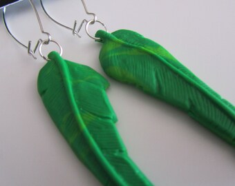 bright light green and emerald marbled polyclay cast feathers palm leaves summer earrings