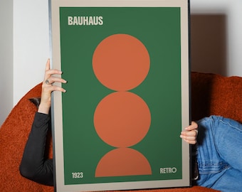 Bauhaus poster verticale cirkels – groen en oranje kleurenstudie (digitale download)