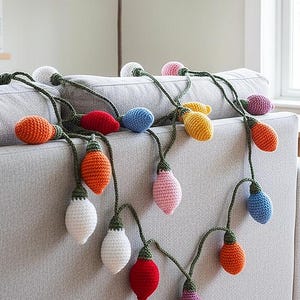 Crochet Christmas Light Bulb Garland Pattern, Amigurumi Holiday Decor (PDF Digital Download)