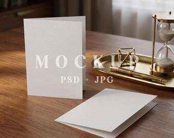 Maqueta de tarjeta de felicitación plegable, plantilla PSD con fondo de estilo de vida (descarga digital)