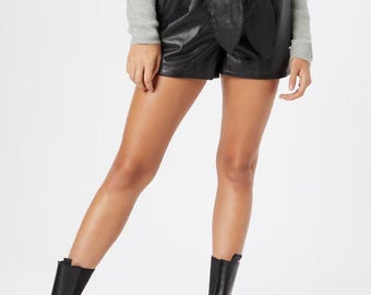 Short en cuir véritable noir à taille froncée - Streetwear d'été chic avec ceinture