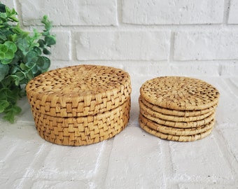 Vintage Wicker Coaster Set in Woven Basket Soft Woven Wicker Basket Vintage Coaster Set Matching Storage Container Vintage Set of 6 Coasters