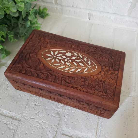 Vintage Hand Carved Wood Trinket Jewelry Box Dain… - image 5