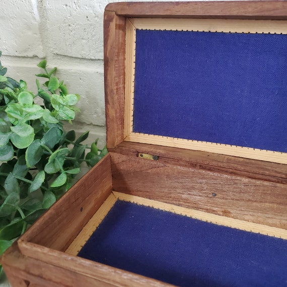 Vintage Hand Carved Wood Trinket Jewelry Box Dain… - image 9