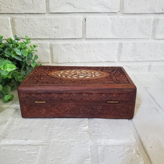 Vintage Hand Carved Wood Trinket Jewelry Box Dain… - image 3