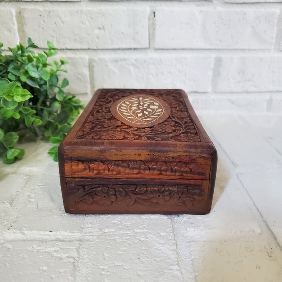 Vintage Hand Carved Wood Trinket Jewelry Box Dain… - image 4