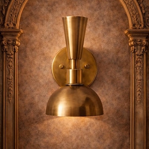 Vintage Italian Brass Wall Sconce - Mid-Century Modern Lighting image 1