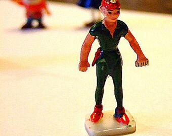 Vintage 1961 Peter Pan Disneykin, personaje animado clásico, figura clásica de Marx, J.M Barrie, regalo para ella, regalo para él, Navidad
