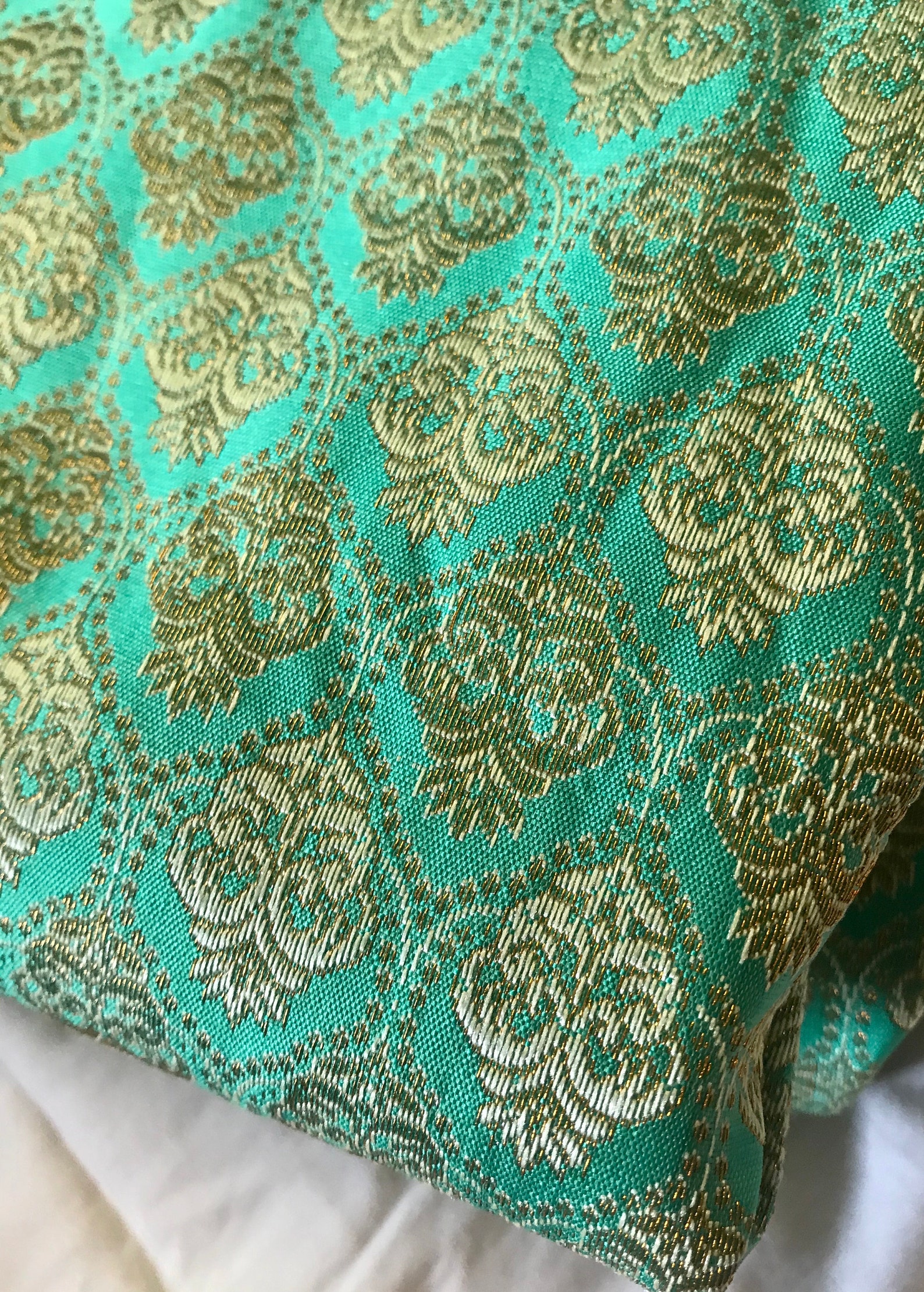 One Yard of Turquoise Green Indian Brocade Fabric in a Regal - Etsy UK