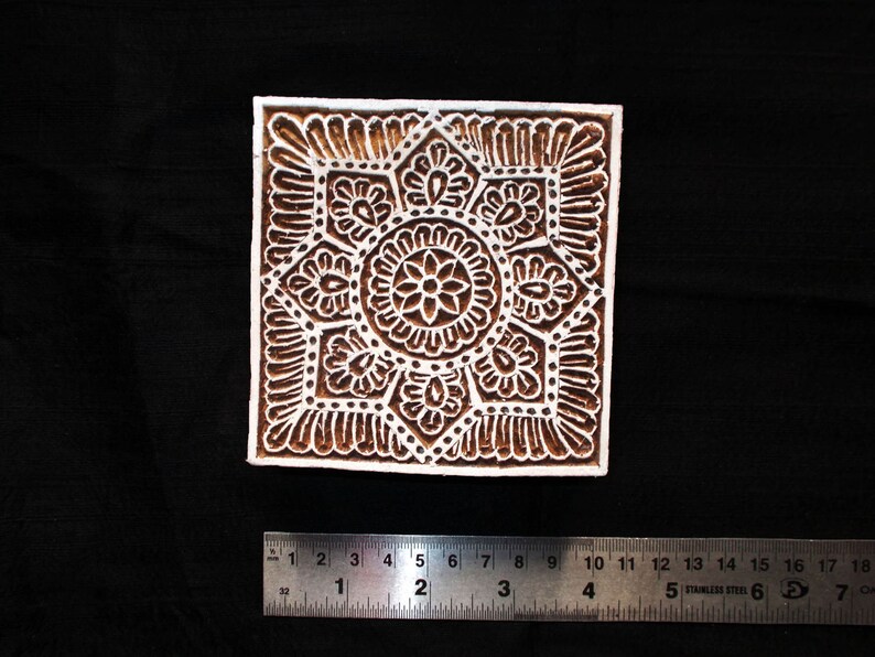 Square Indian block printing stamps/hand carved Indian wooden block for printing/textile pottery stamp/tjap paper fabric printing stamp image 3