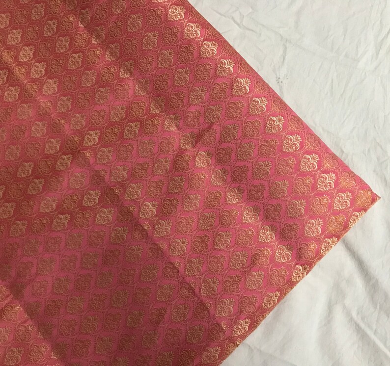 15/% OFF One yard of Pink Indian brocade fabricBenarasi brocade costume dress,home accents fabric