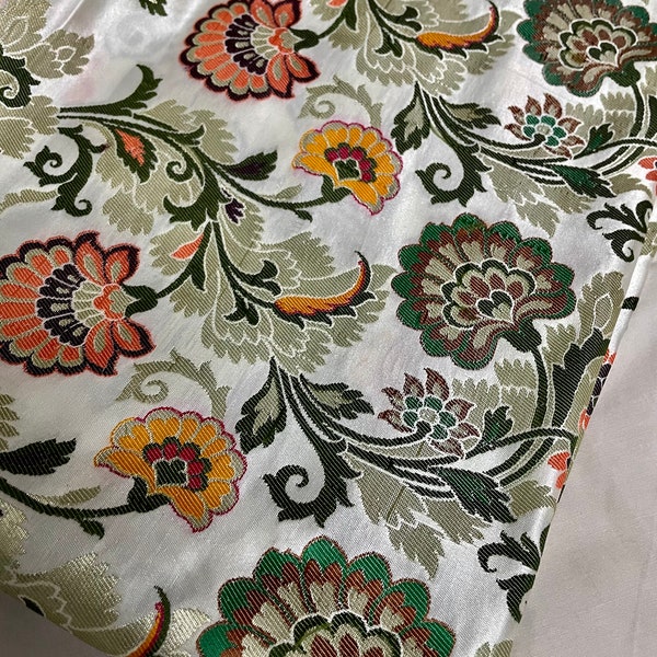 Khimkhab/ khimkhwab  Silver 100 % pure silk brocade fat quarter(18”x20”) with a flower motif pattern/ pure Banarasi  Indian silk sari fabric