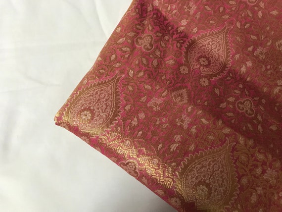 15/% OFF One yard of Pink Indian brocade fabricBenarasi brocade costume dress,home accents fabric