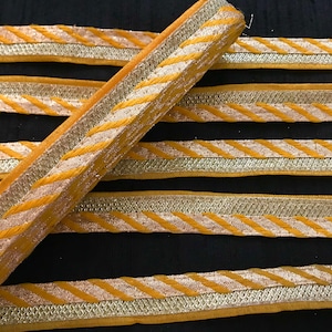 Acht yards, 0,75&quot;/1,9 cm geelgouden bies / zomen/biesband/randlint/sari-bies/cadeaupapierlint/Indiase sari-afwerking