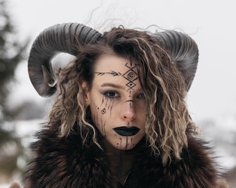 Cuernos de fantasía de sátiro, cosplay de rol, accesorios para festivales rave, cuernos fáciles de usar