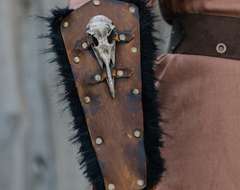 Protectores de brazos vikingos de cuero, vendas para brazos y piernas para tiro con arco, artículos para LARP, disfraz de cosplay medieval con calavera de cuervo