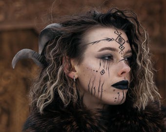 Cuernos de carnero curvos, fantasía de cosplay, accesorio de rol, cuernos realistas para usar