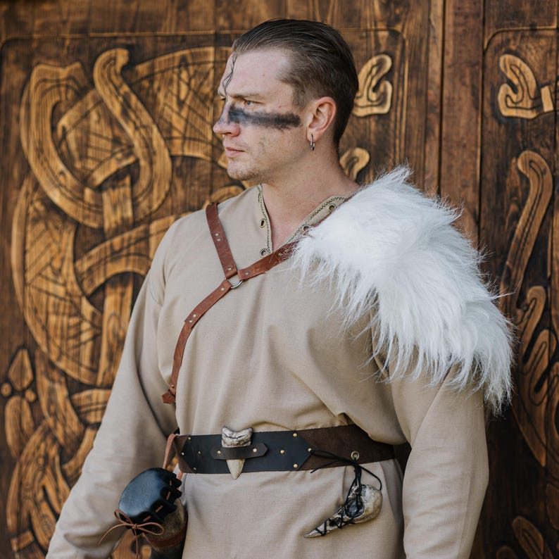 fenrir-skull-sholder-cape-odin-s-wolf-legend-larp-outfit-mythical