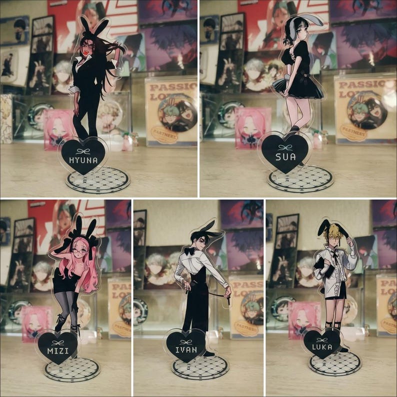 Unique Alien Stage Character Standees - Collectible Anime Merch - Fan ...