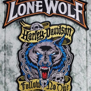 Lone Wolf Biker Patches – No Club – 2-Piece Set (Top and Bottom)