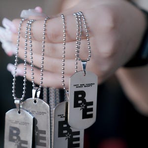 Black billie eilish blohsh necklace - Etsy 日本