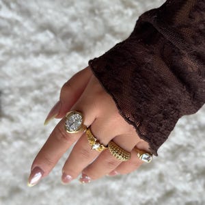 Vintage adjustable brass ring set – boho stacking rings for women