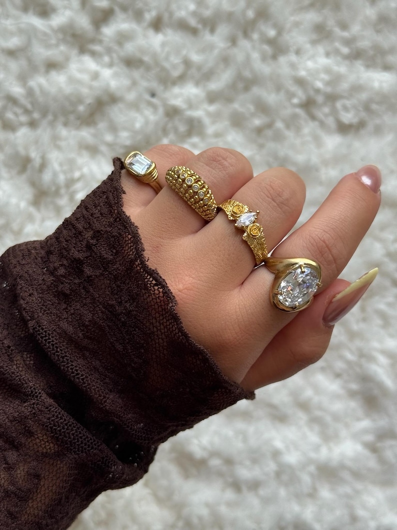 Vintage adjustable brass ring set – boho stacking rings for women