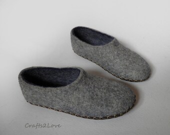 Mens felt slippers Felted wool slippers with soles Unisex woolen Wool slippers men Minimalist Eco friendly