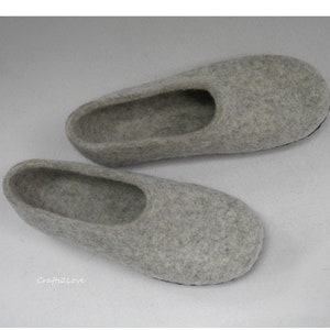 Felt slippers Women felted slippers Wool slippers with leather soles Warm bedroom slippers Minimalist- Natural- Grey- Made to Order