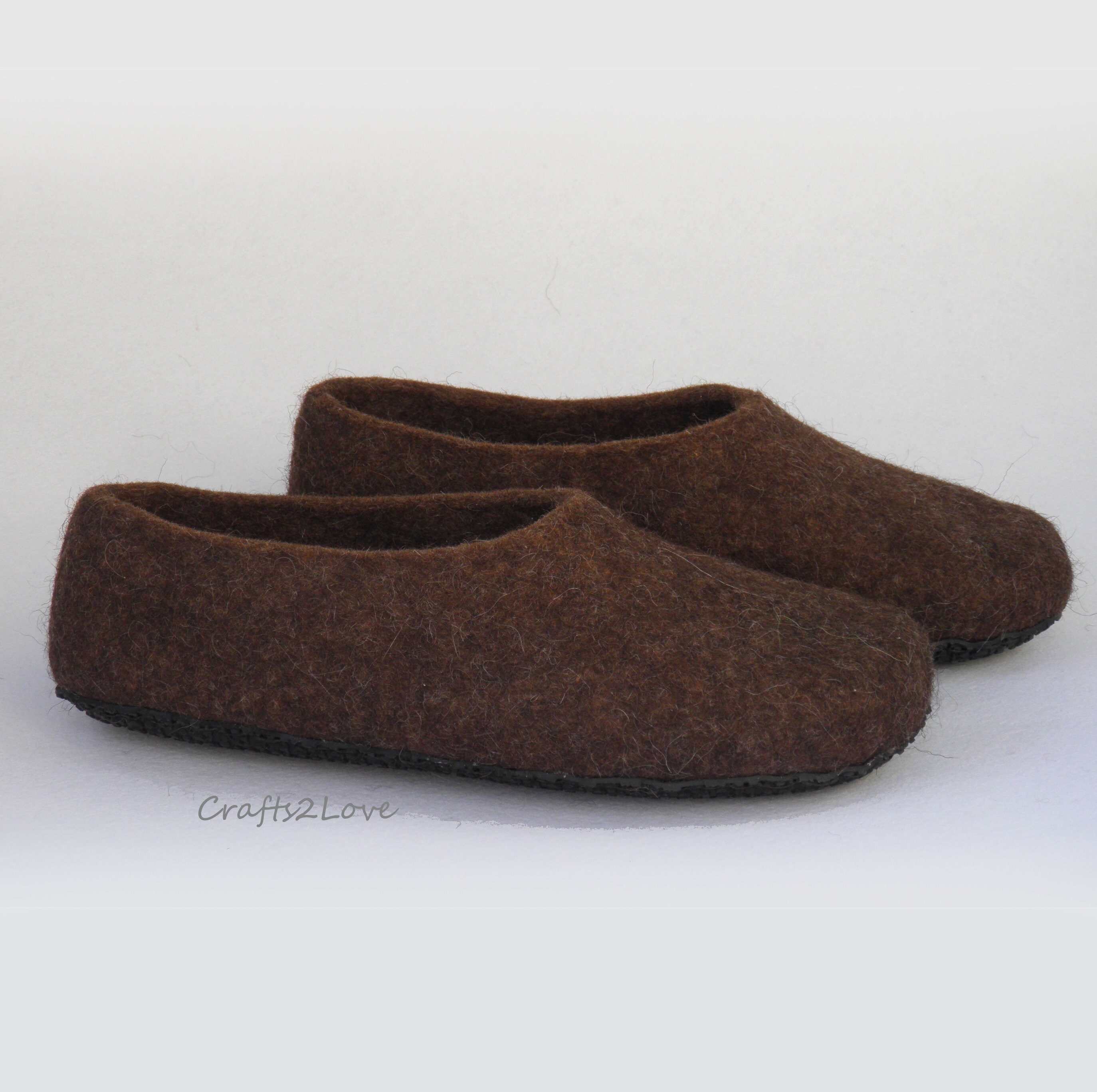 mens felt slippers