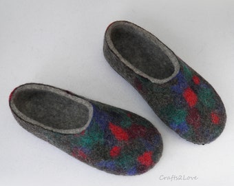 Mens felted slippers Multicolor wool slippers with soles  Felted Winter gift for husband Slip on warm bathroom slippers Hand made