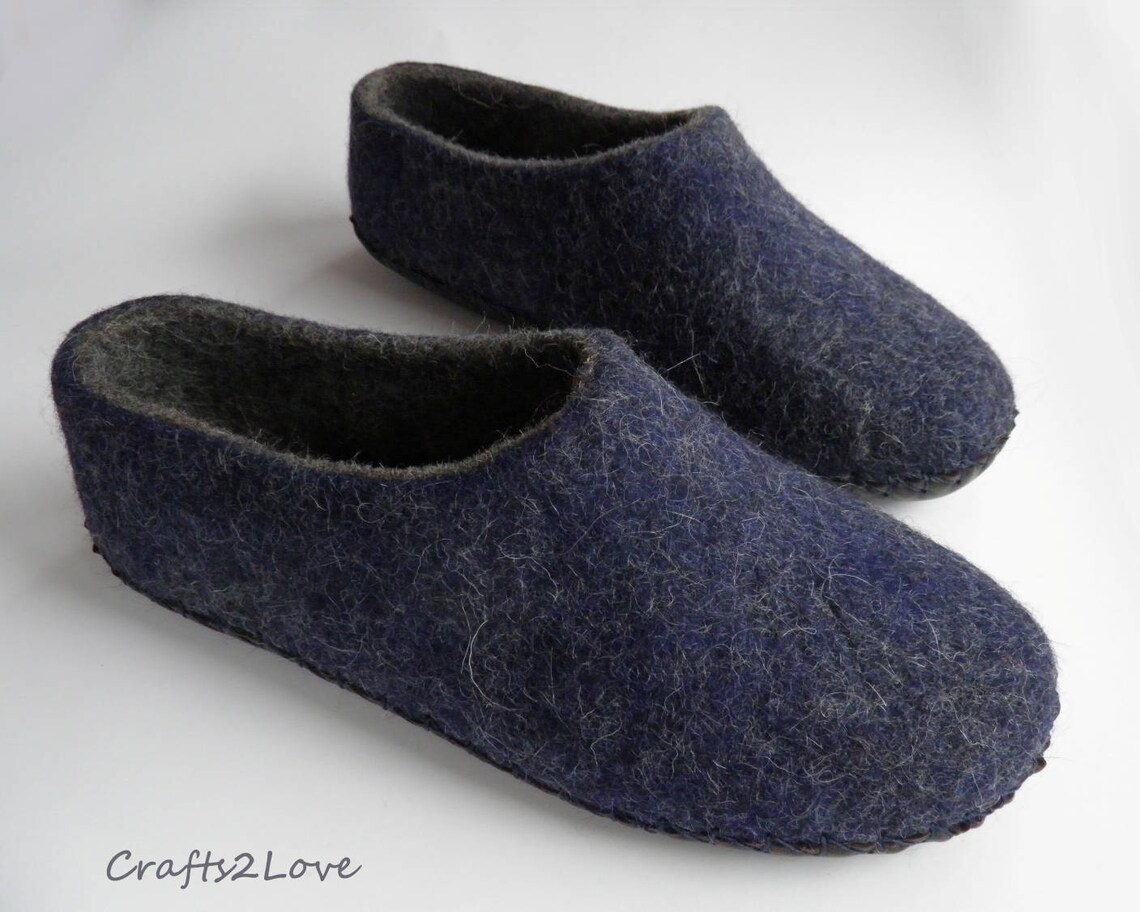 Felt slippers Mens wool slippers with leather soles Dark grey Etsy