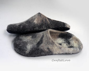Mens felted slippers Easy slip on slide slippers natural felted wool house shoes Eco friendly shoes