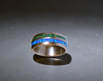 Anillo de tungsteno con doble ópalo – Polvo de meteorito, banda cosmos azul y verde