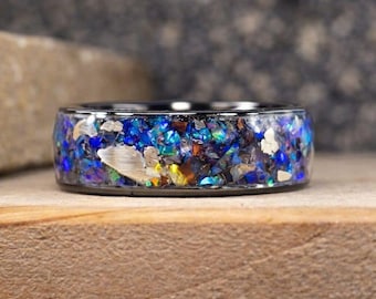 Anillo de meteorito Celestium Nova – Meteorito Muonionalusta, ópalo etíope y anillo galaxia de ópalo negro / Anillo de tungsteno cósmico / Joyería espacial